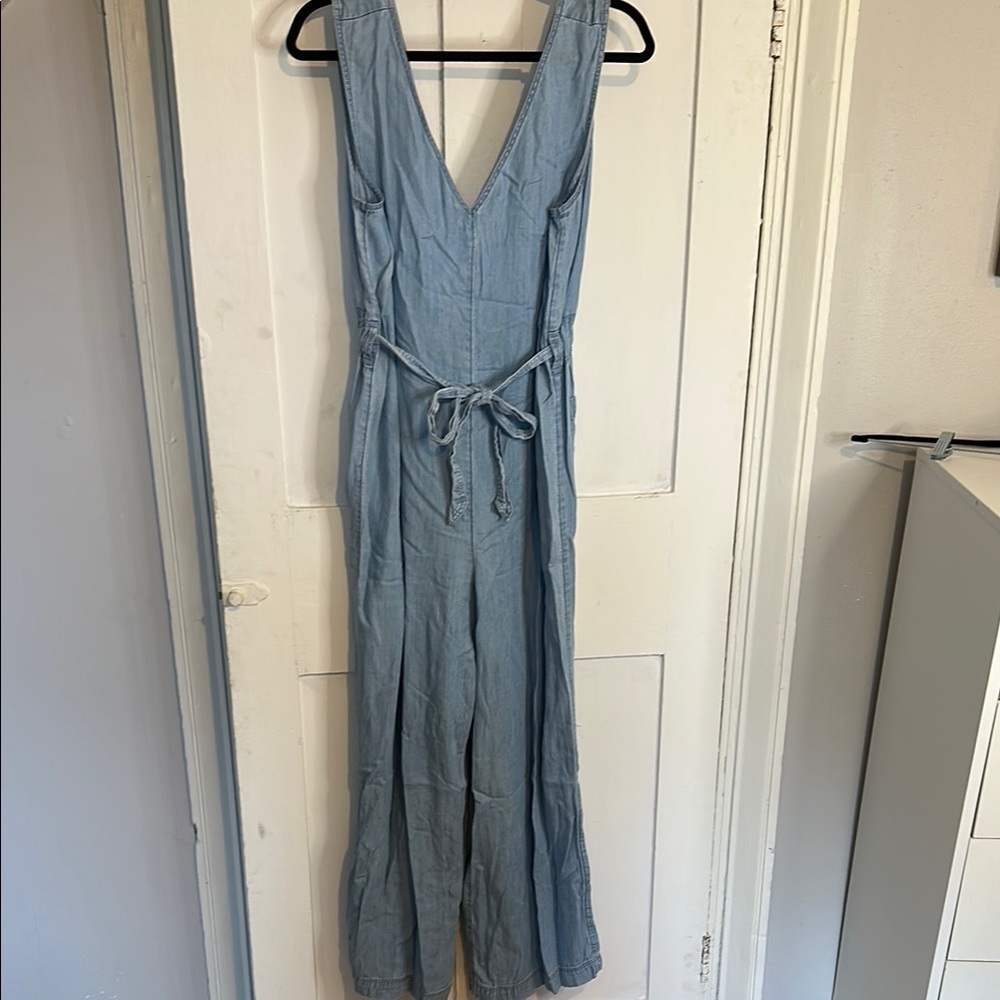 Light Blue Sleeveless Jumpsuit